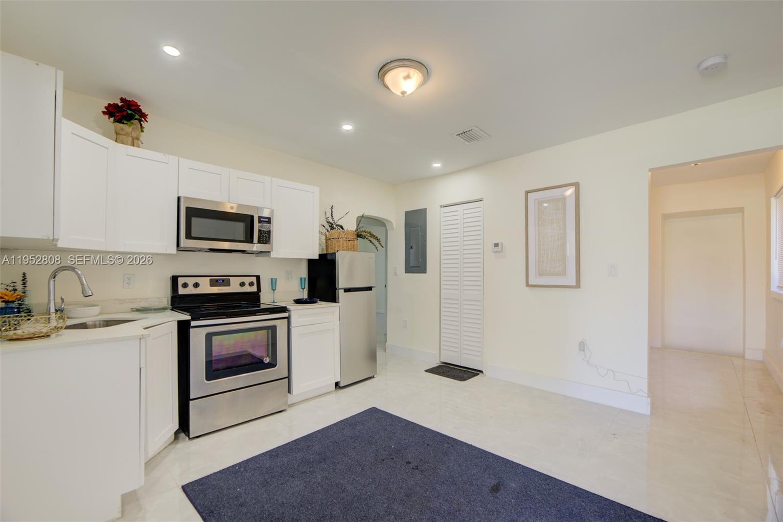 HENRY FORD SUB NO 2 - Residential Income