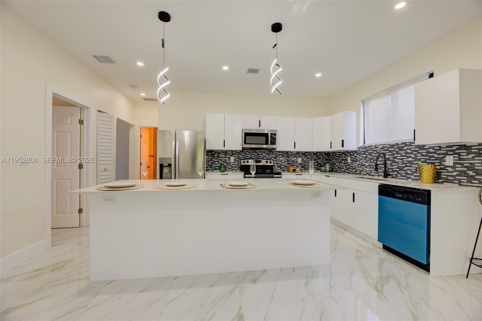 HENRY FORD SUB NO 2 - Residential Income