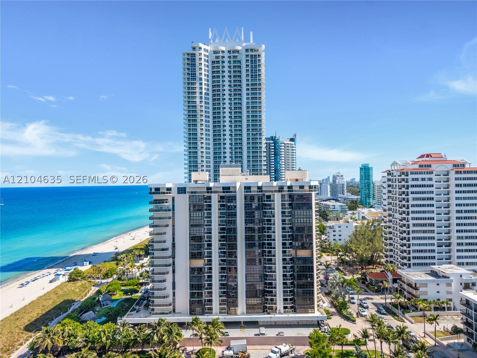 6423 Collins Ave 703