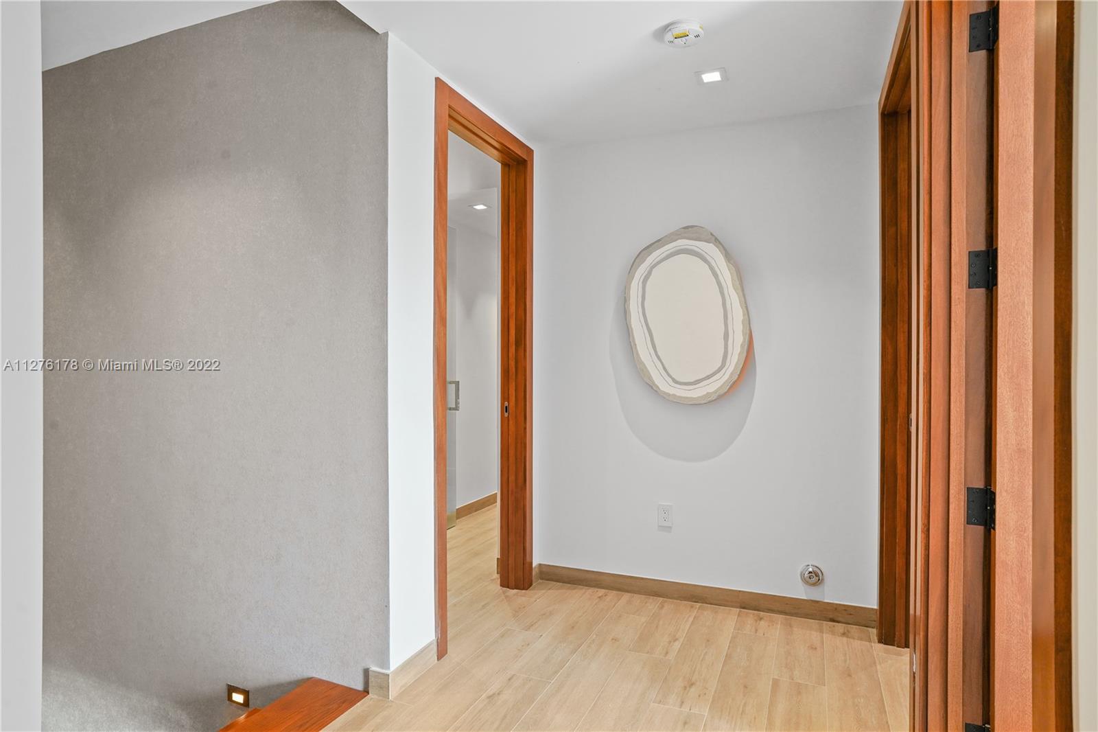 RHODES AMD NEW BISC - Residential