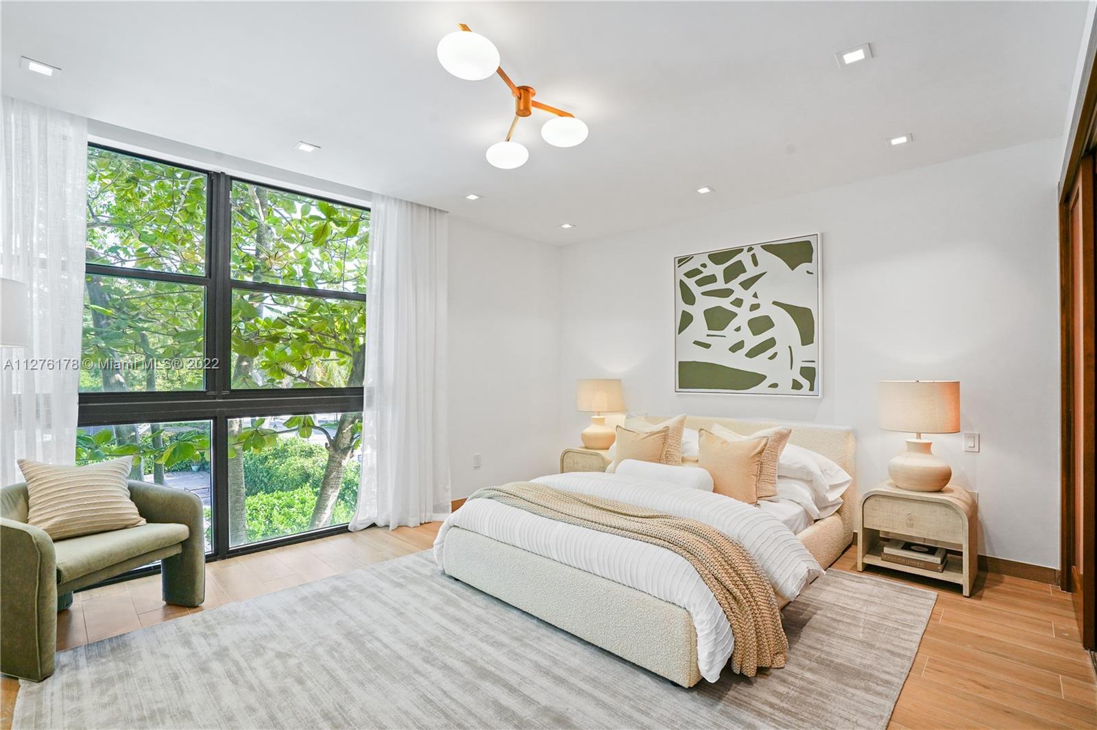 RHODES AMD NEW BISC - Residential