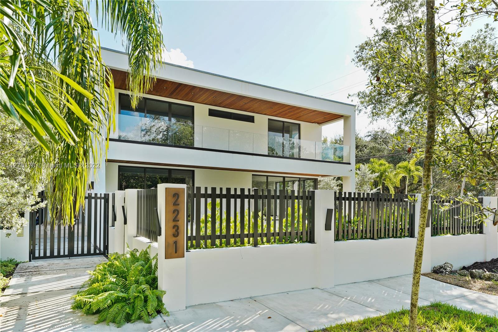 RHODES AMD NEW BISC - Residential