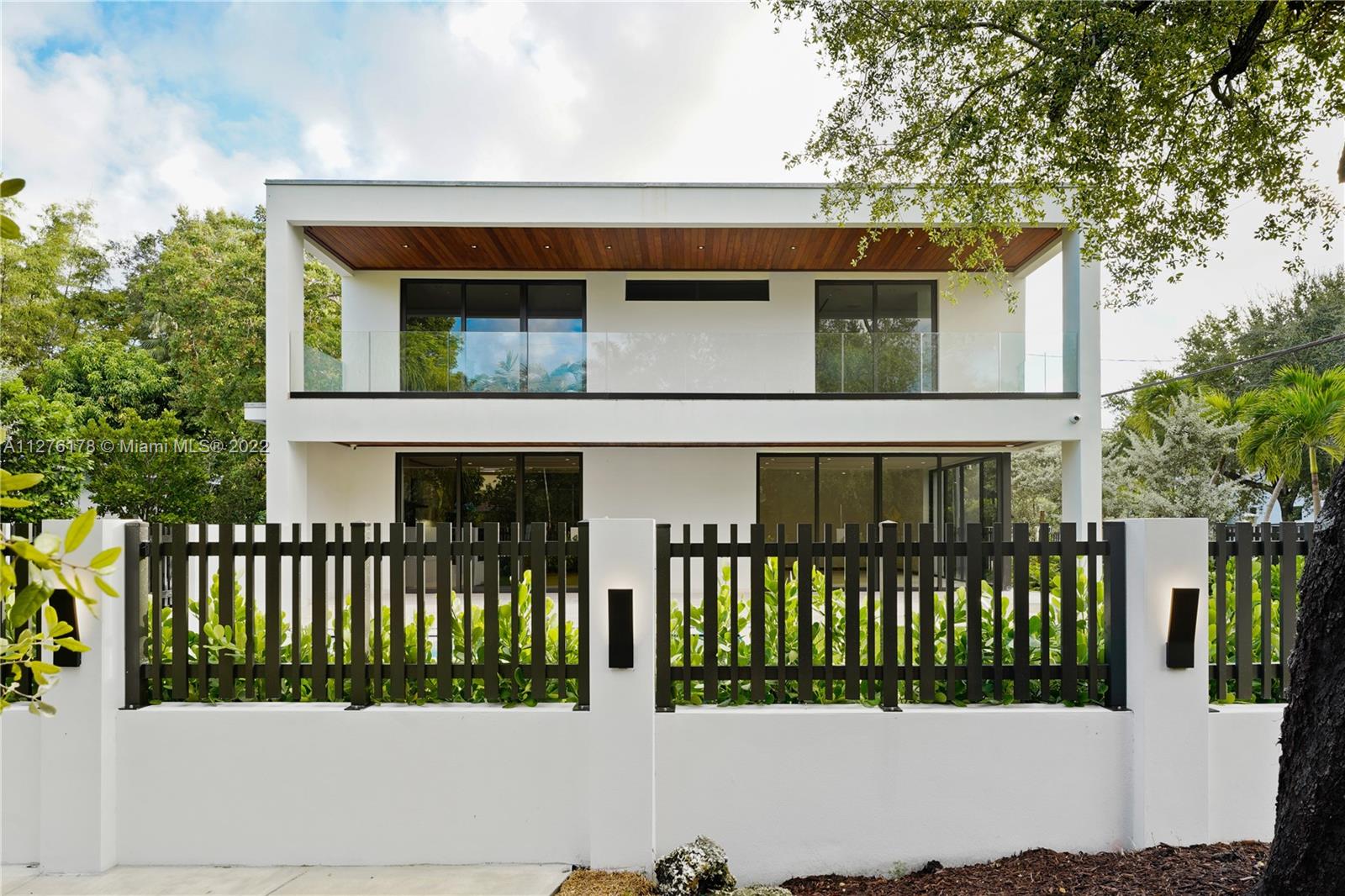 RHODES AMD NEW BISC - Residential