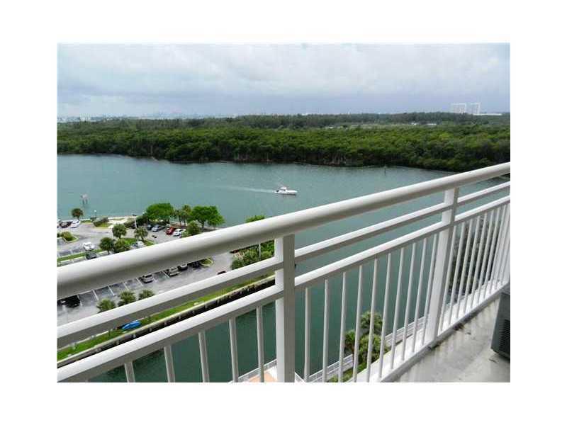 VIEWS ! VIEWS ! VIEWS ! this spacious 1/1 has all direct unobstructed bay views from every window! the unit is totally remodeled with updated kitchen, bathroom and ceramic floors. large balcony overlooking and panoramic view.