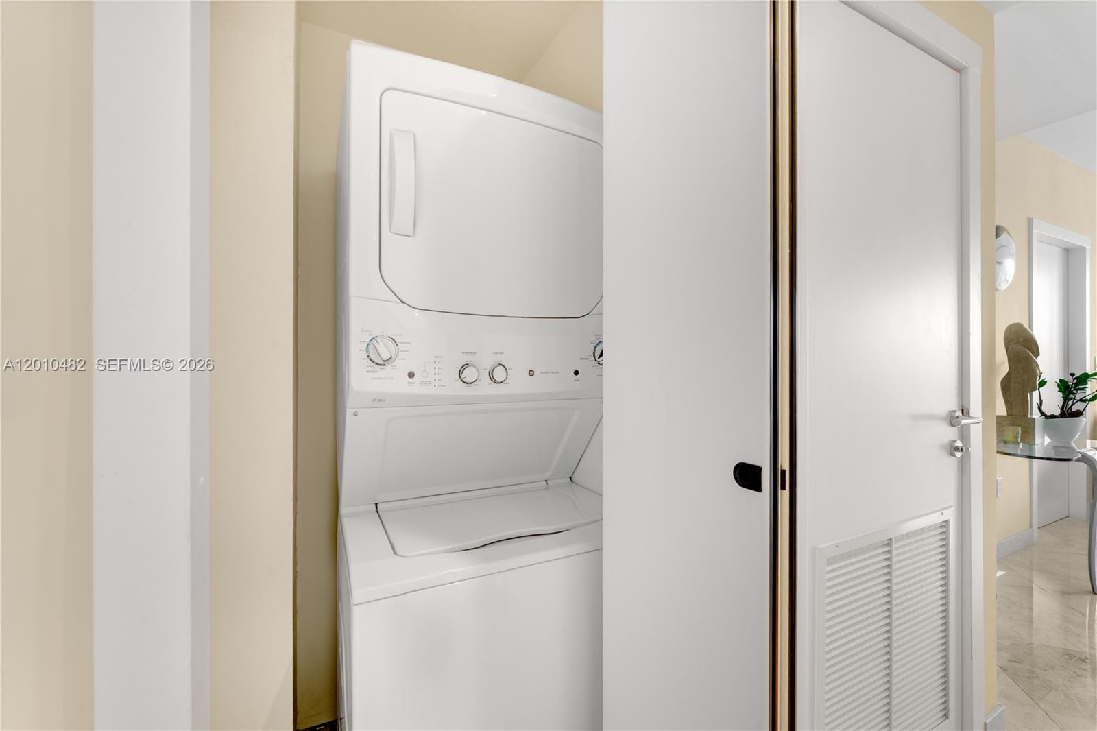THE BENTLEY BAY CONDO - Residential