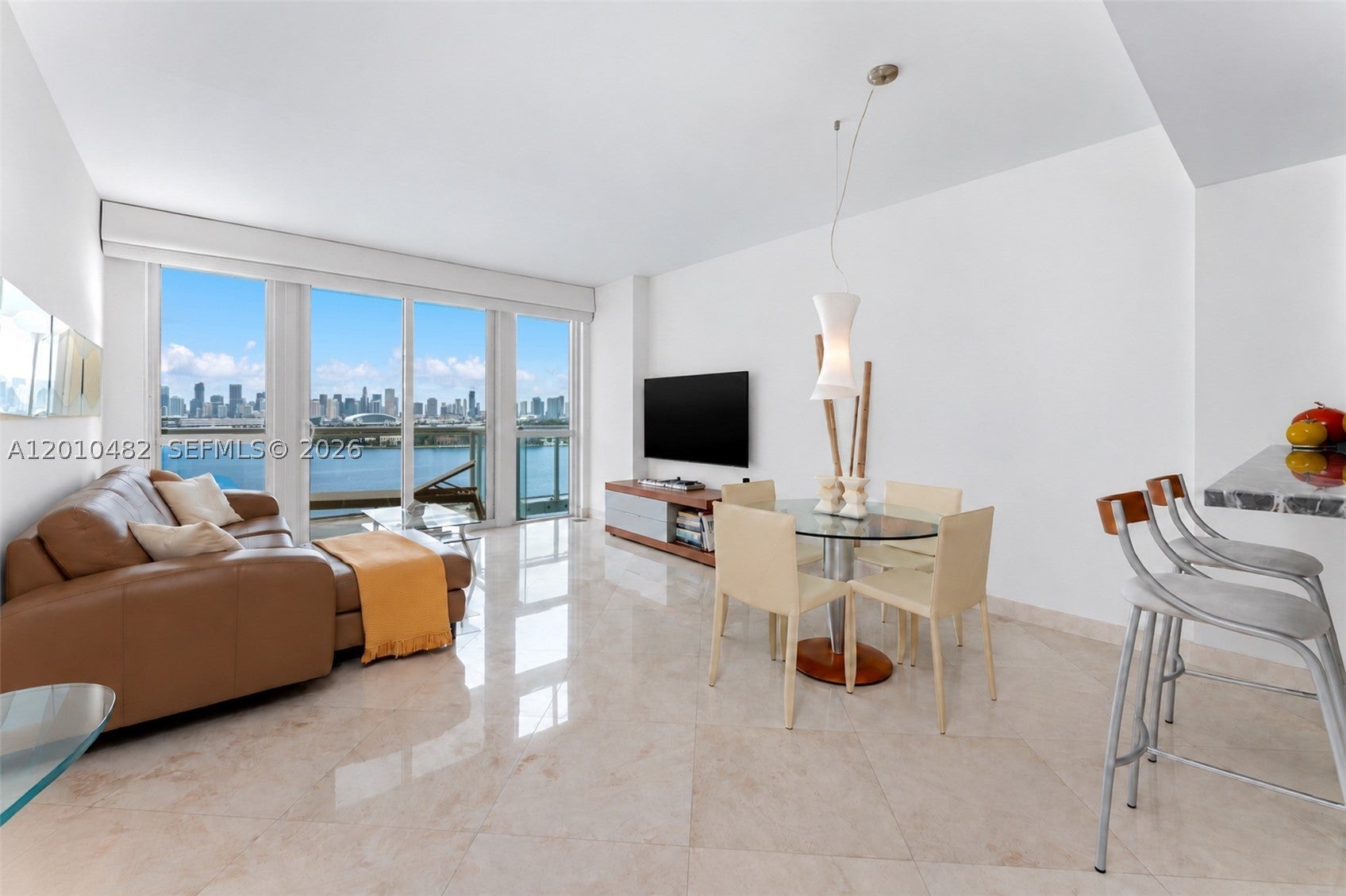 520 West Ave 1203