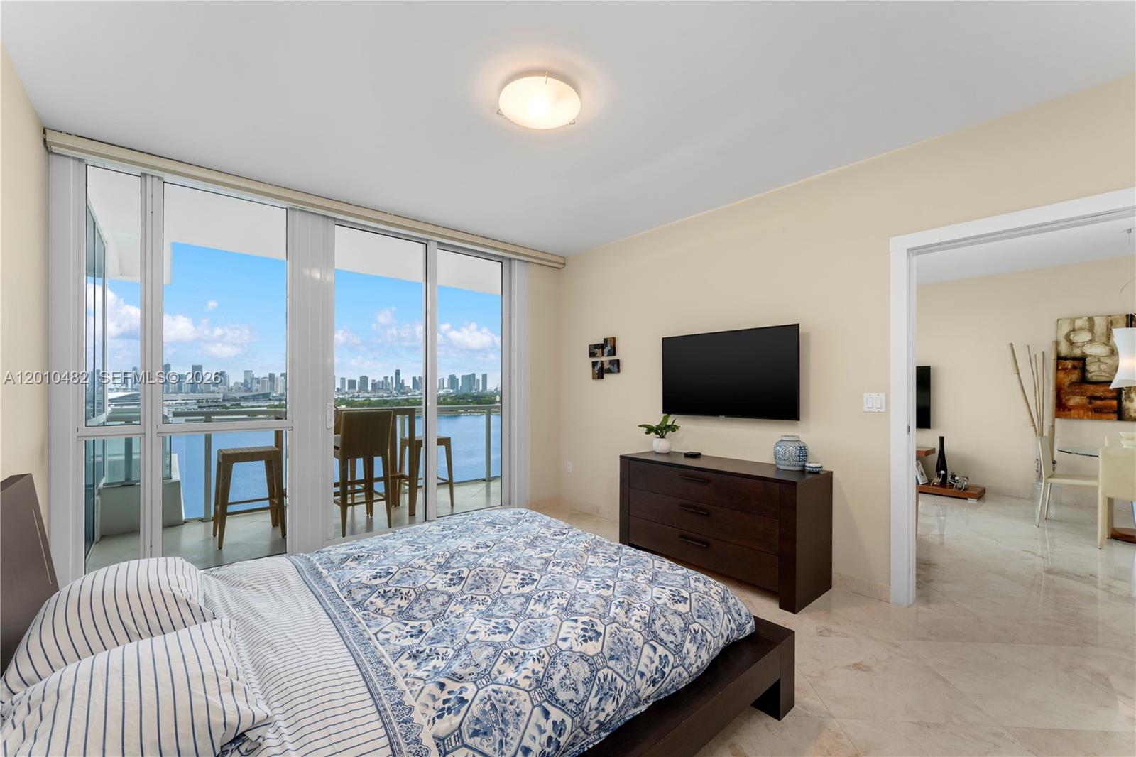 THE BENTLEY BAY CONDO - Residential