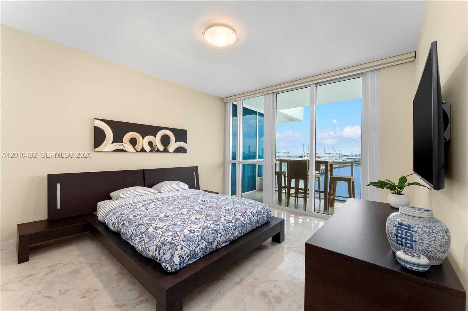THE BENTLEY BAY CONDO - Residential