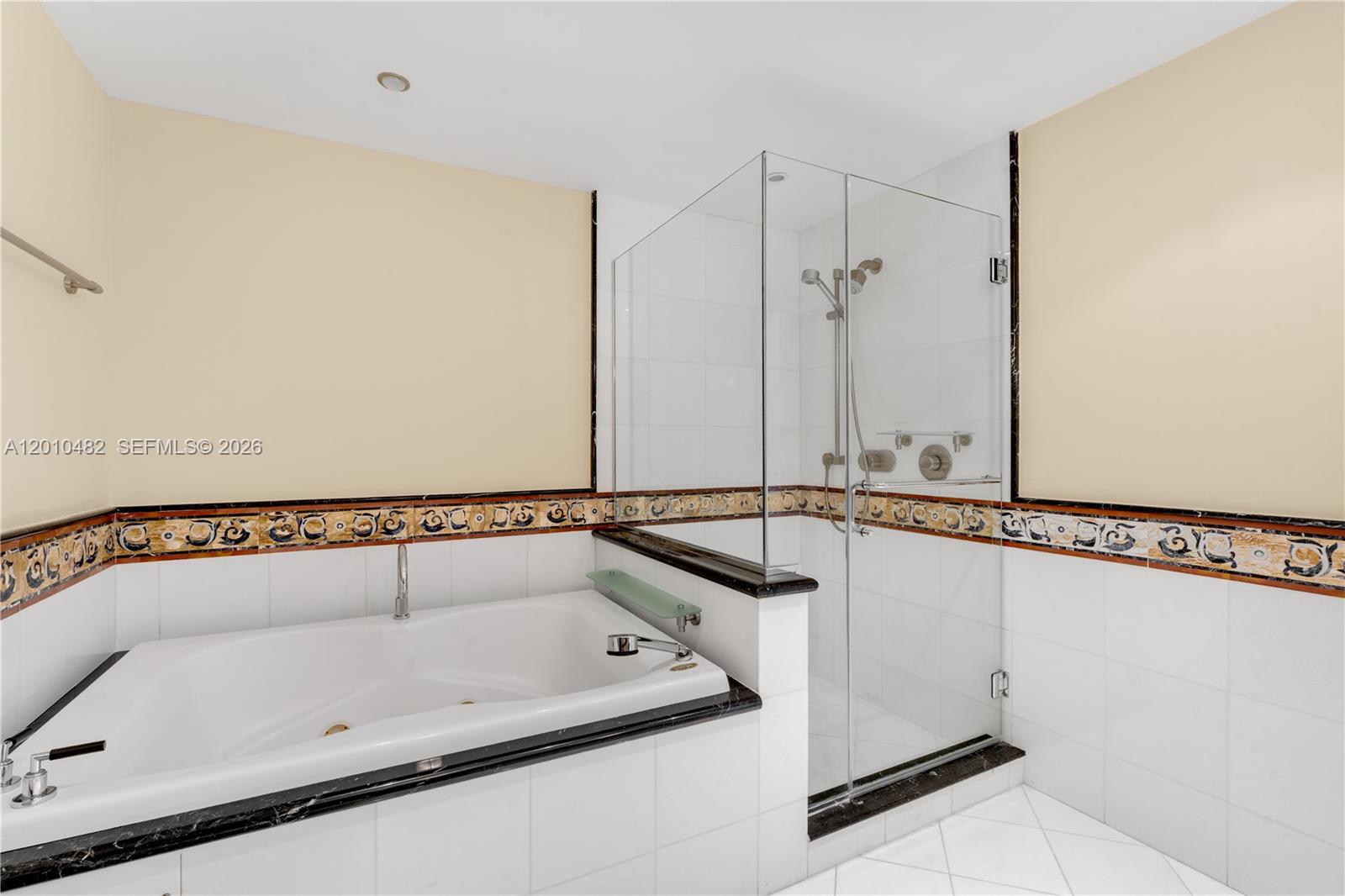 THE BENTLEY BAY CONDO - Residential