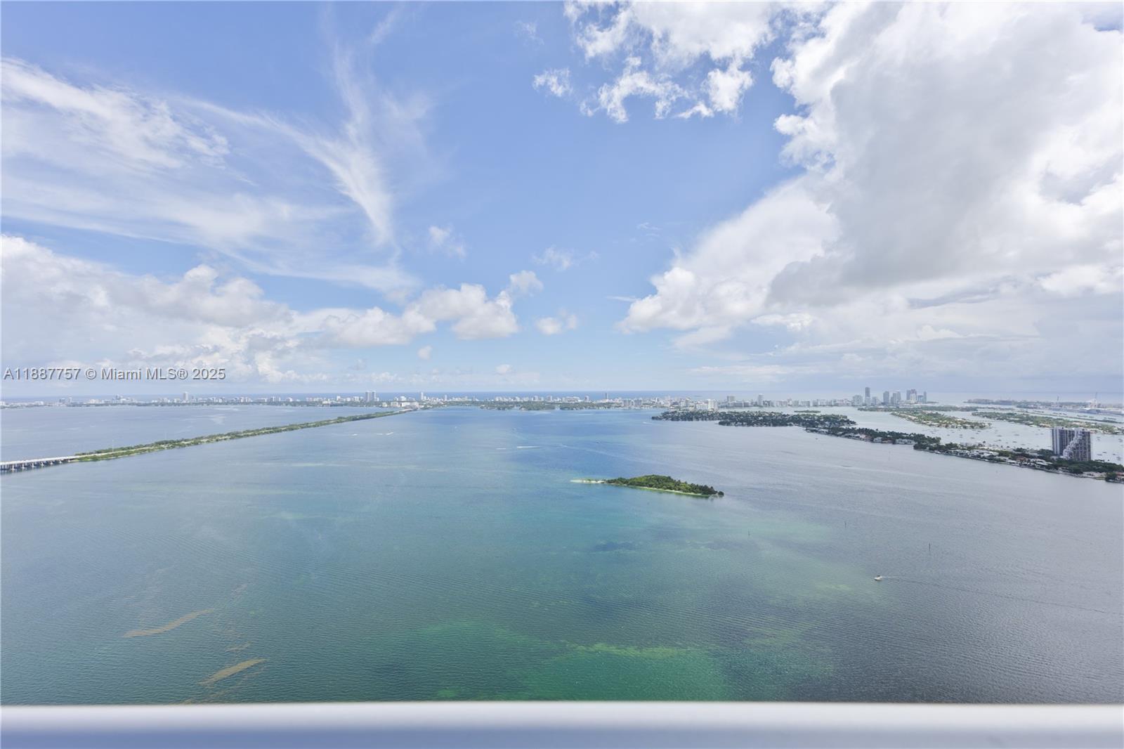Aria Reserve South Tower - Residential Lease
