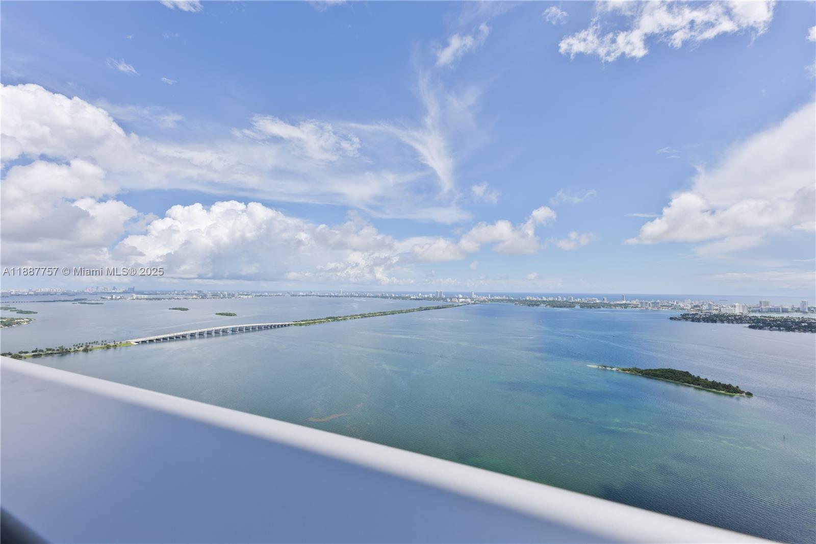 Aria Reserve South Tower - Residential Lease
