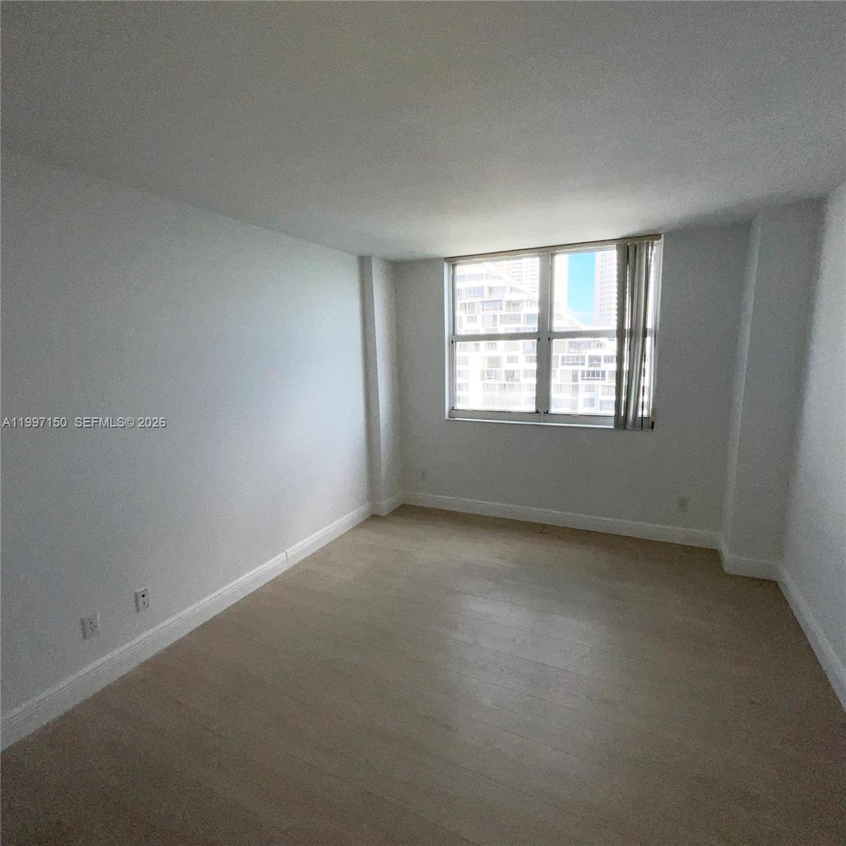 ISOLA CONDOMINIUM - Residential Lease