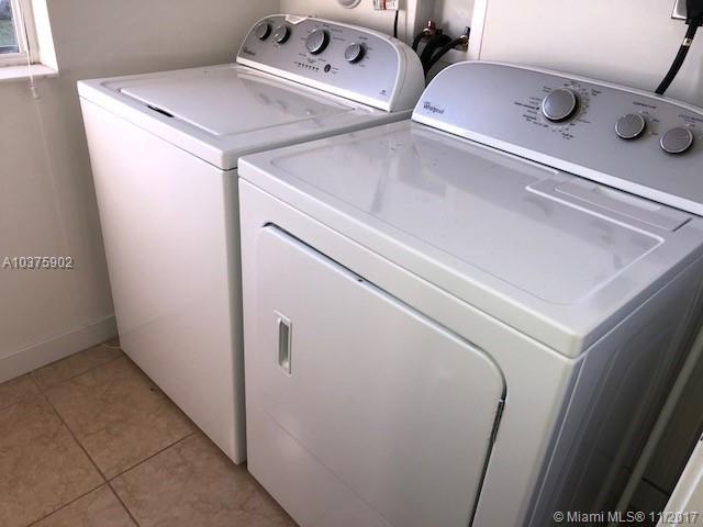 VENETIAN PARC - Residential Lease