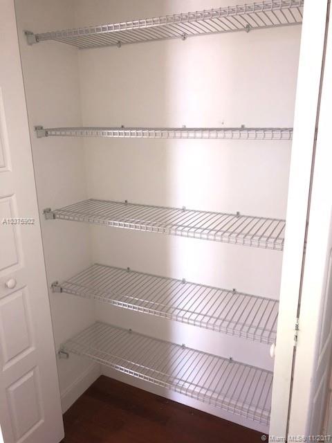 VENETIAN PARC - Residential Lease