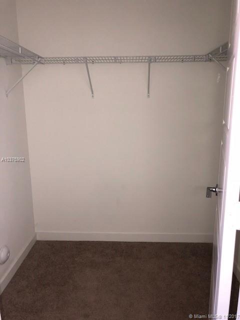 VENETIAN PARC - Residential Lease