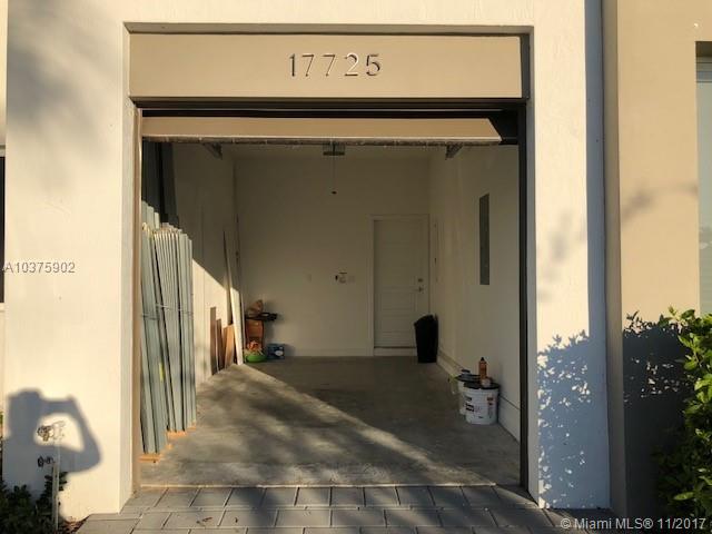 VENETIAN PARC - Residential Lease