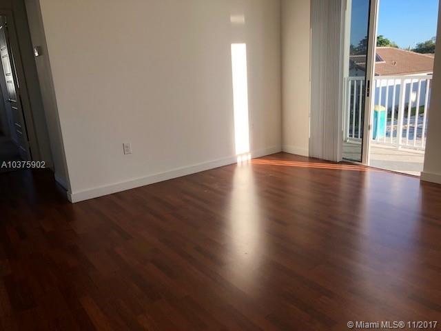 VENETIAN PARC - Residential Lease