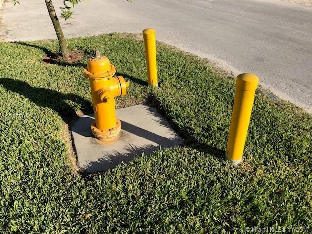 VENETIAN PARC - Residential Lease