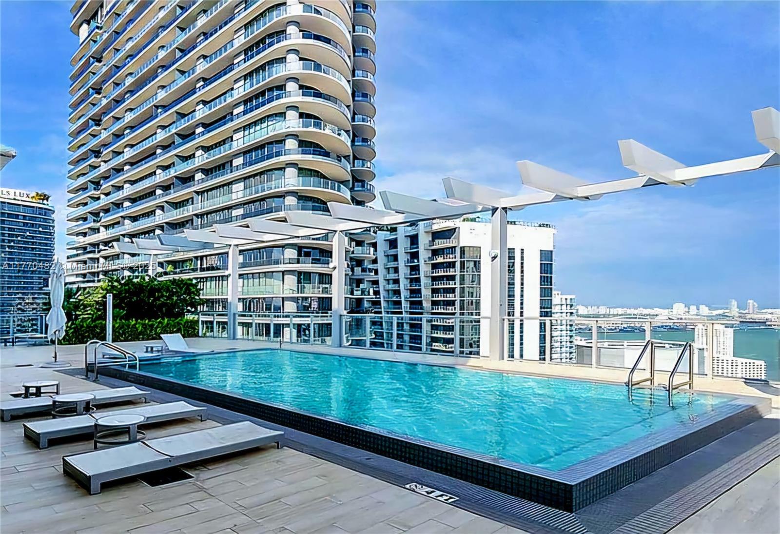 1100 MILLECENTO RESIDENCE - Residential Lease