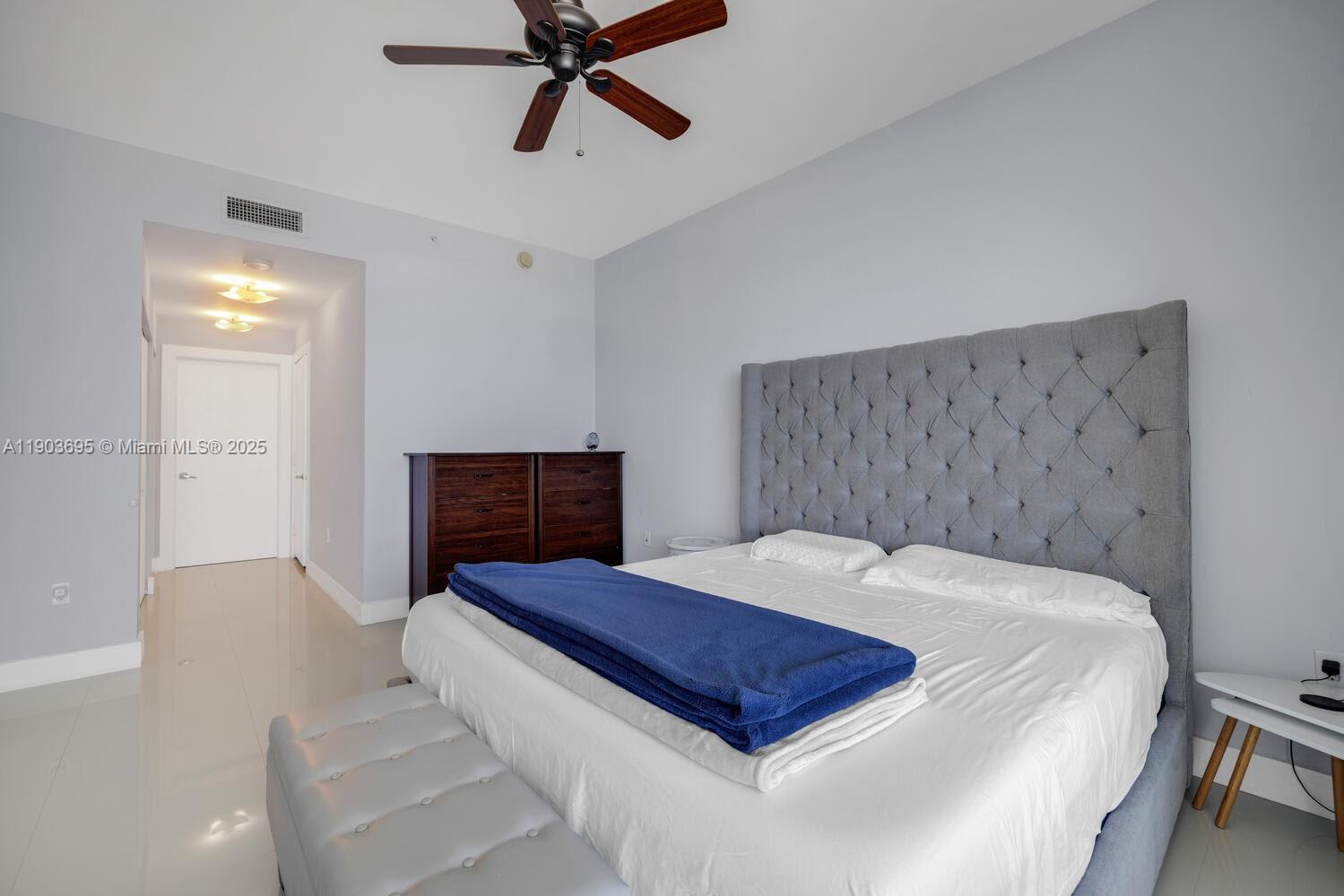 900 BISCAYNE BAY CONDO - Residential