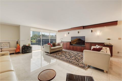 Condominium in Hallandale Beach FL 600 25th Ave Ave 15.jpg