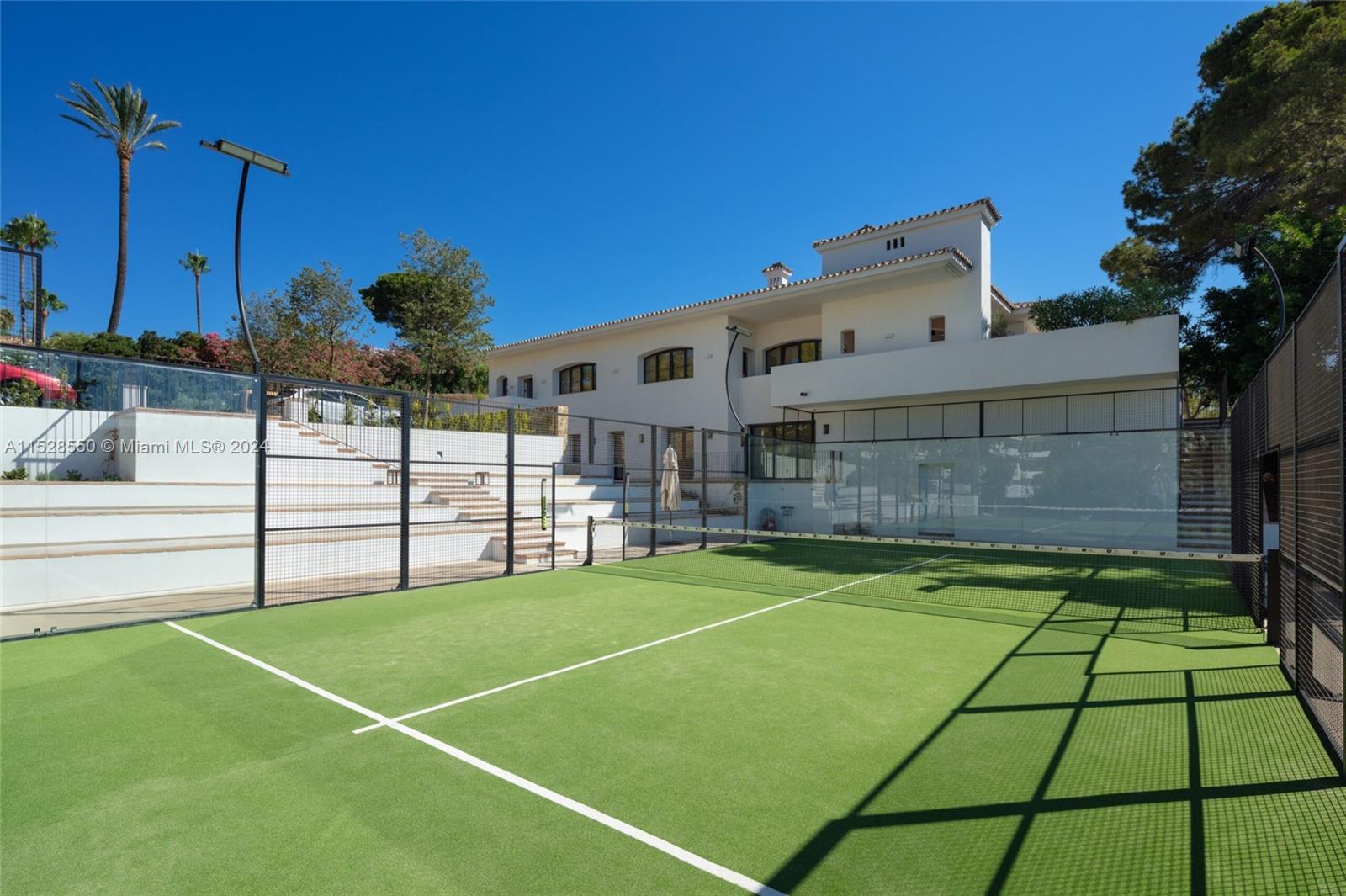 Sierra Blanca mountain - Residential