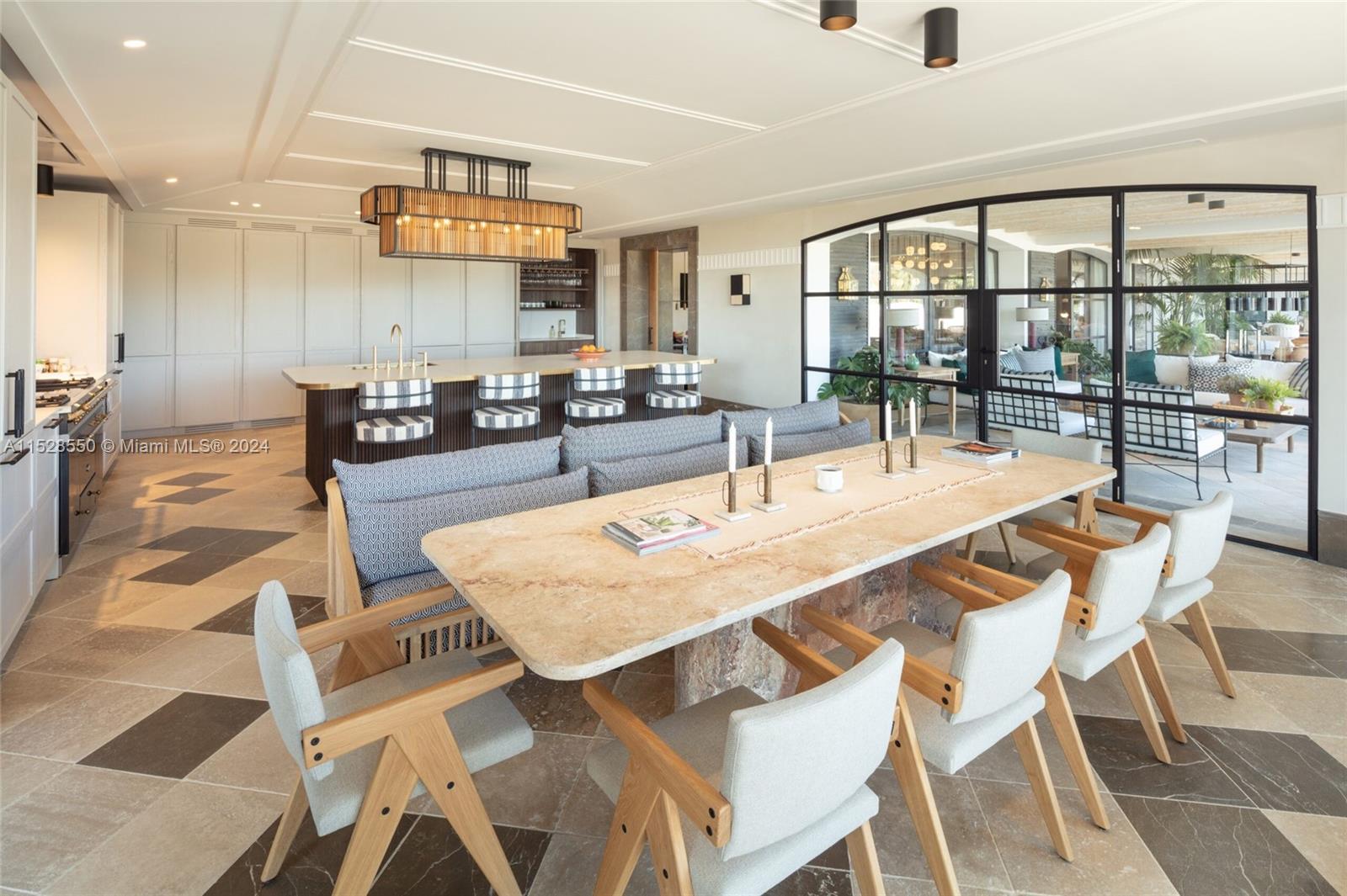 Sierra Blanca mountain - Residential