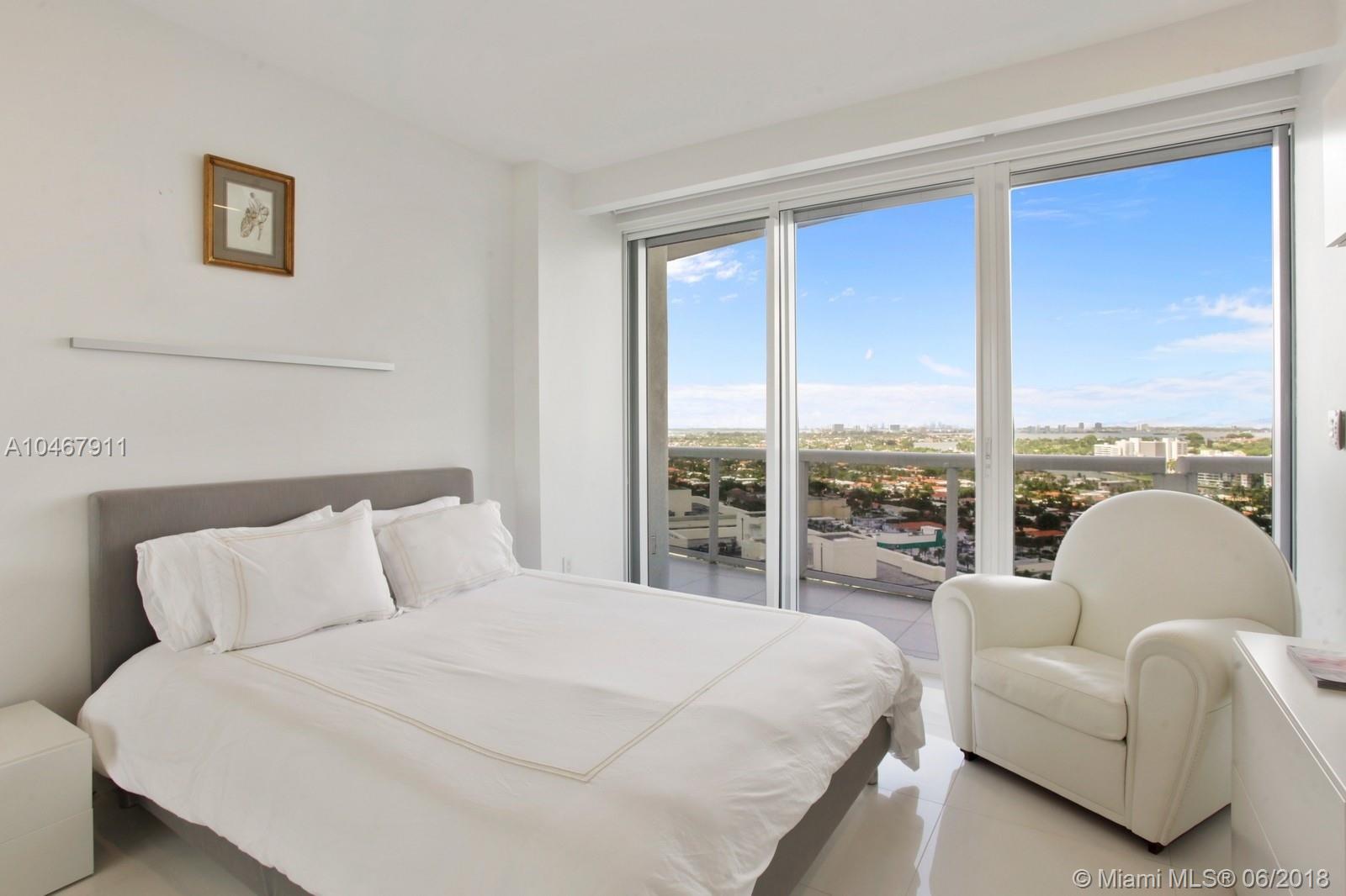 MAJESTIC TOWER - Residential