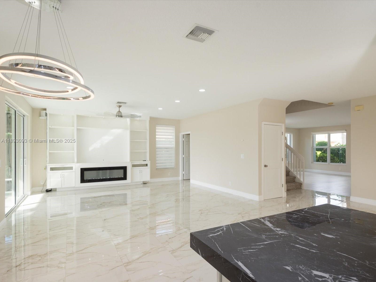 ORANGE POINT TR B - Residential