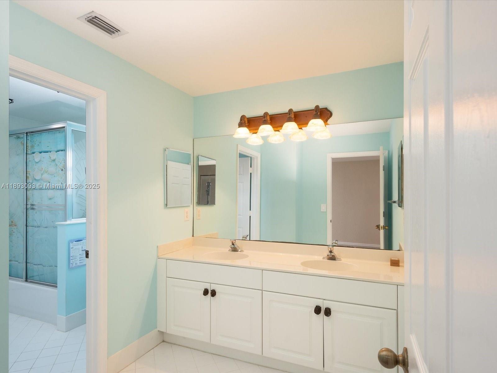 ORANGE POINT TR B - Residential