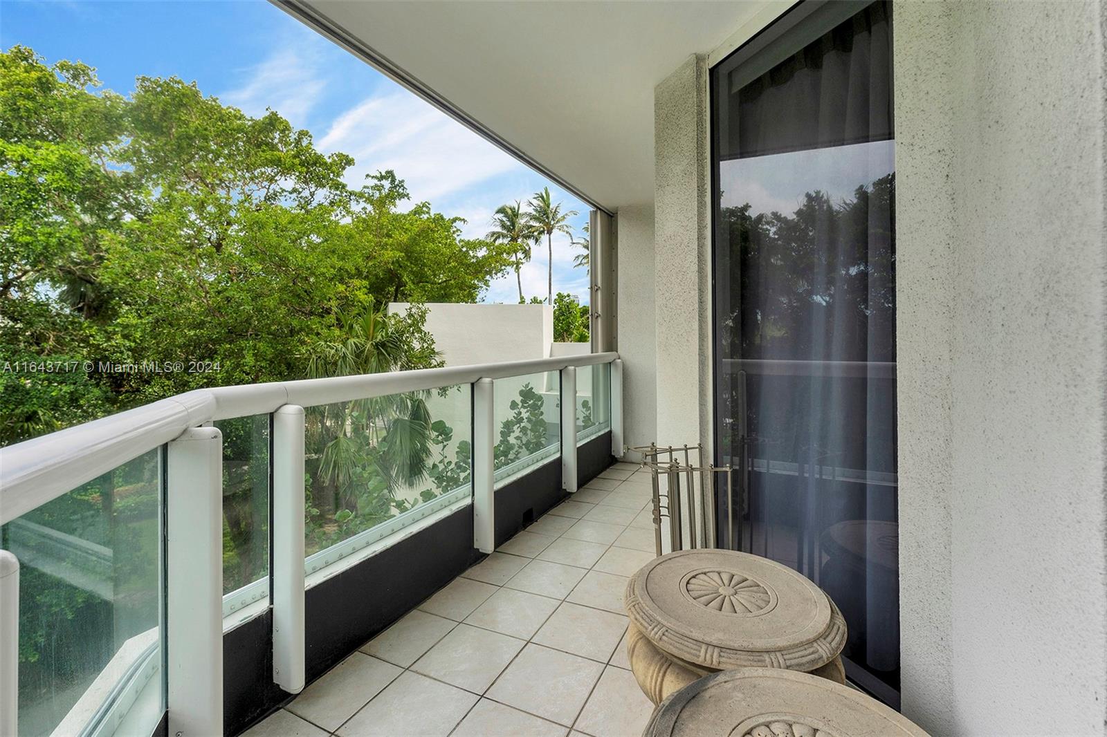 NORTH TOWER AT THE POINT - Residential
