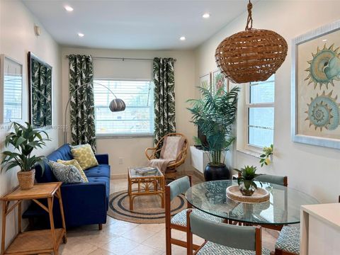 335 Ocean Dr 139 Miami Beach FL 33139