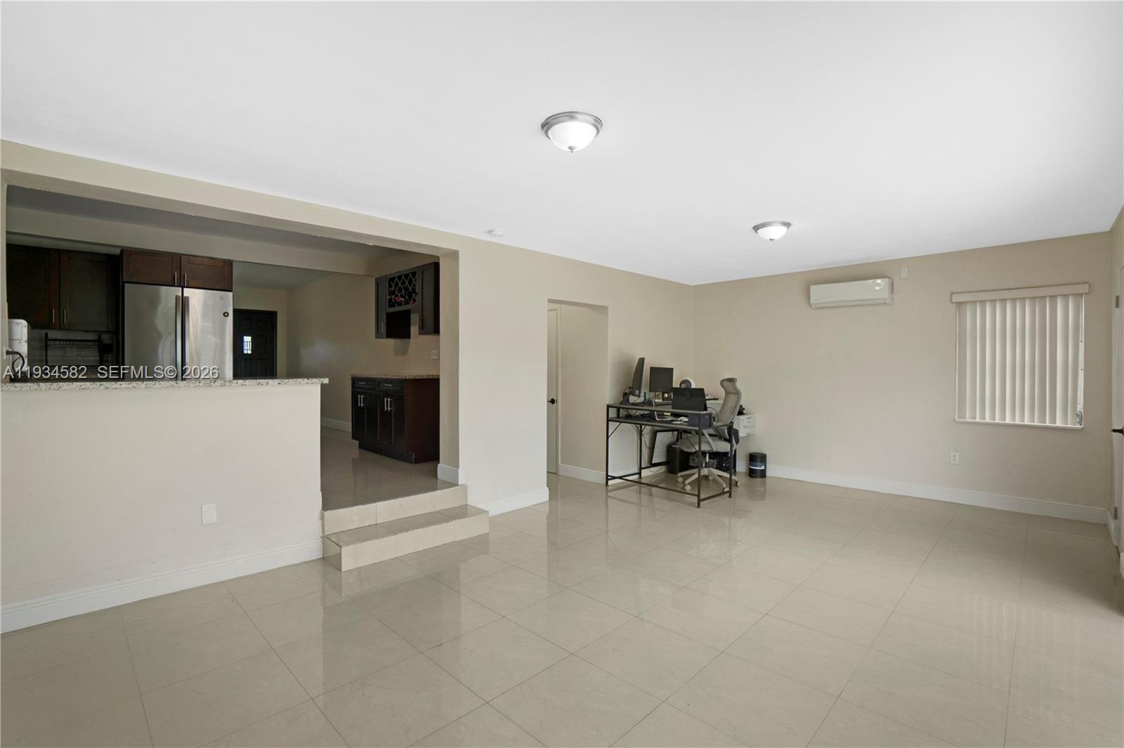 BREEZY HEIGHTS 1ST ADDN - Residential