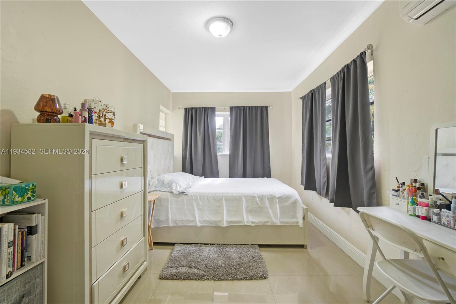 BREEZY HEIGHTS 1ST ADDN - Residential