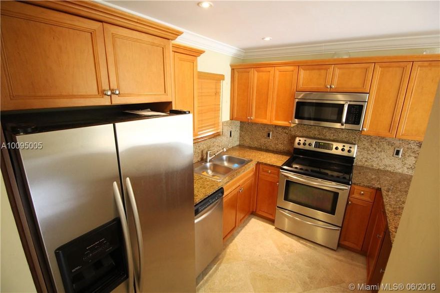 BEAUTIFUL SPACIOUS 3/2 AND 1/2 CONDO WELL MAINTAINED. IT IS TOTALLY REMODELED, MARBLE FLOORS, GRANITE KITCHEN, STAINLESS STEEL APPLIANCES AND UPDATED BATHROOMS. THIS UNIT IS WITHIN WALKING DISTANCE TO MICCOSUKEE GOLF COURSE. SHOW WITH CONFIDENCE BUYERS WILL LOVE IT.