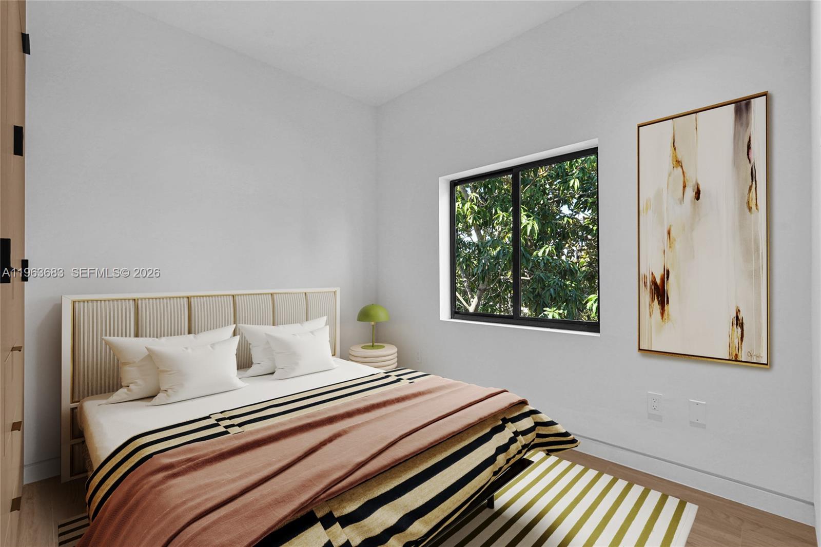 SHADOWLAWN - Residential