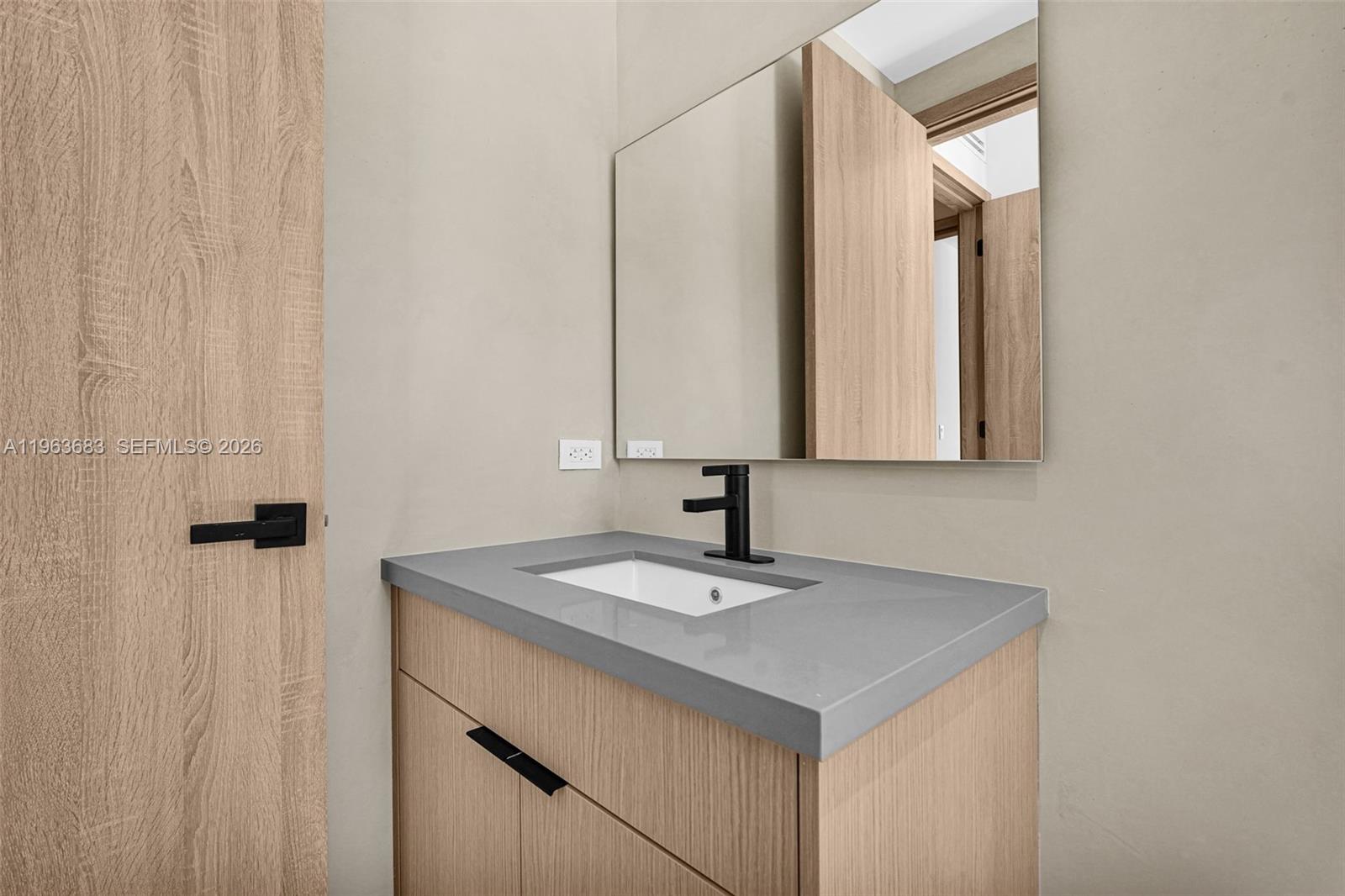 SHADOWLAWN - Residential