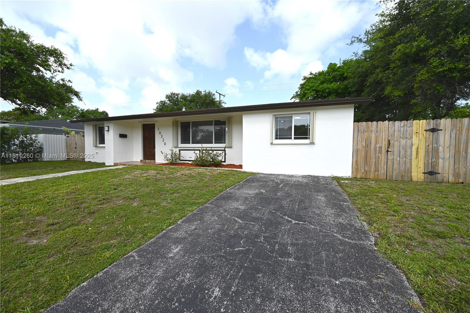 FAIRWAY PARK SEC 3 - Residential