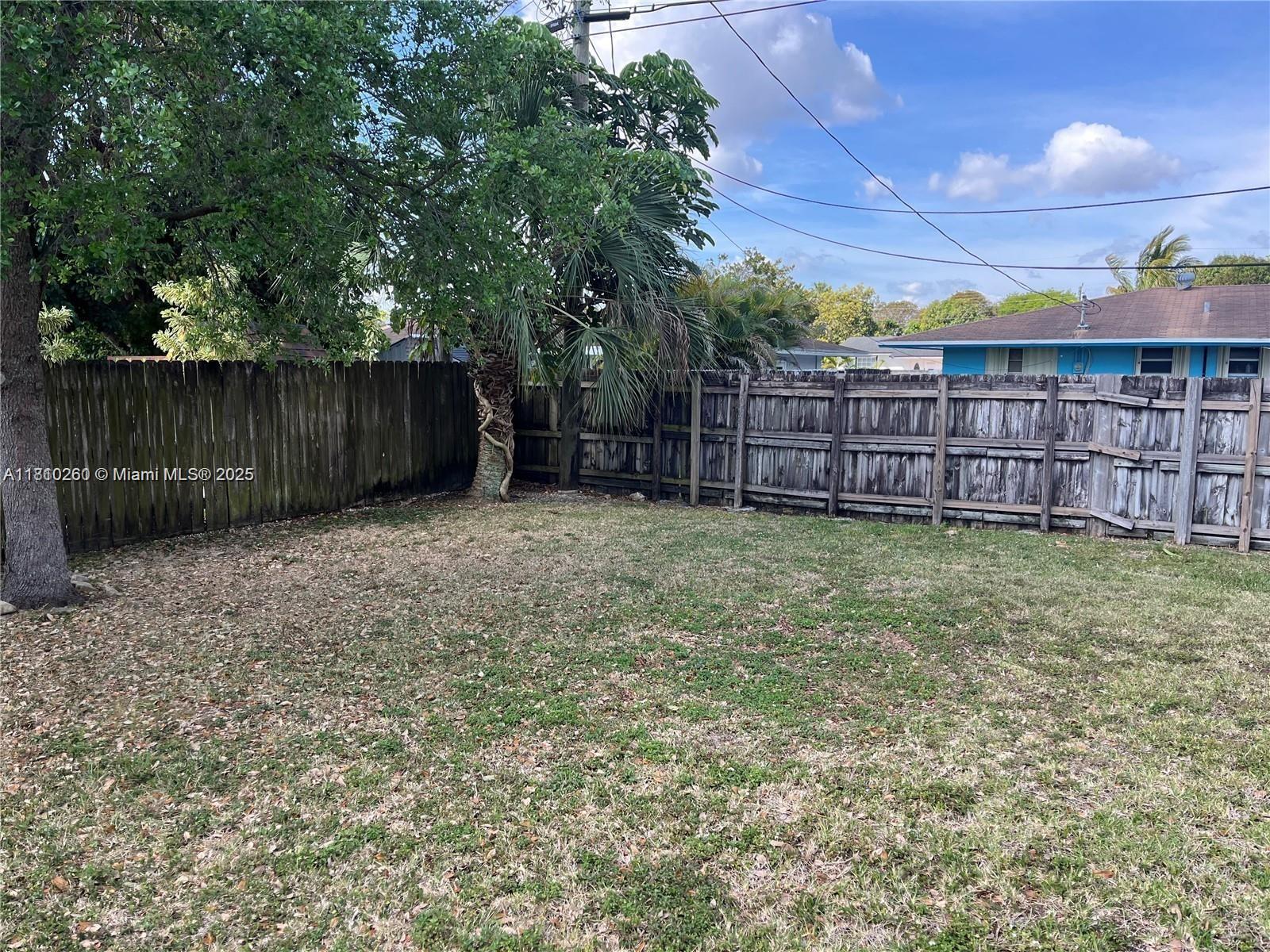 16320 SW 100th Ct