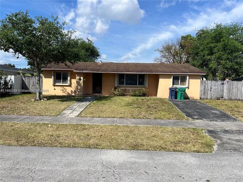 16320 SW 100th Ct Miami FL 33157