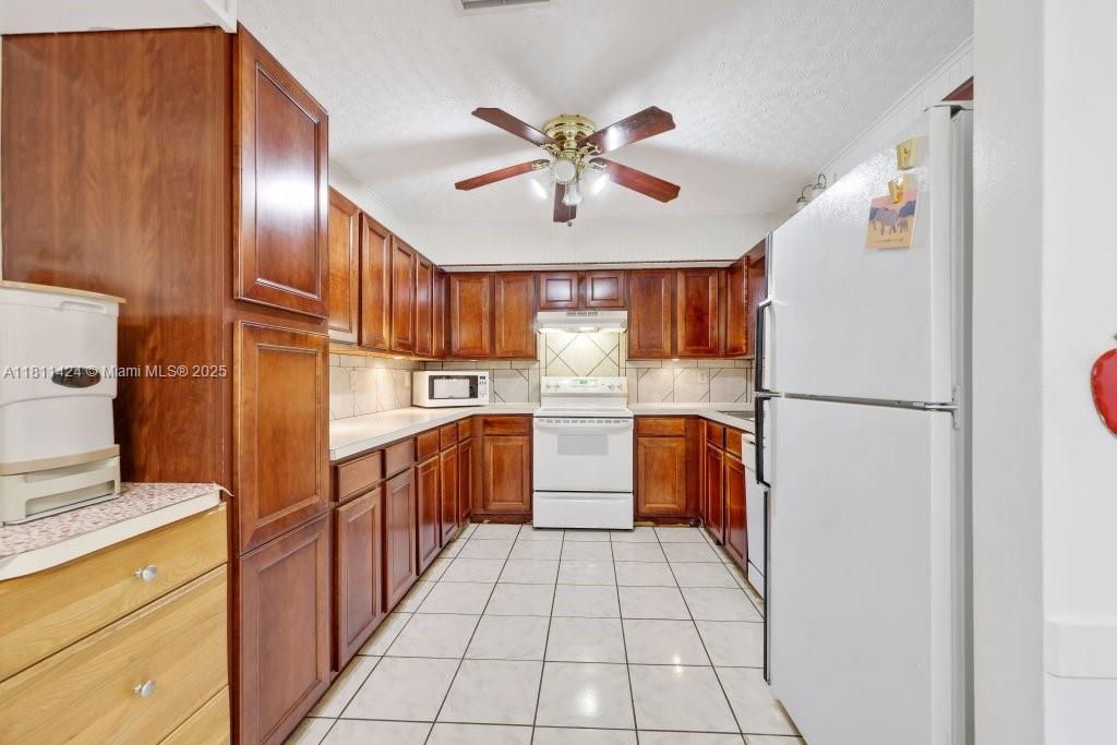 OAK GROVE - Residential