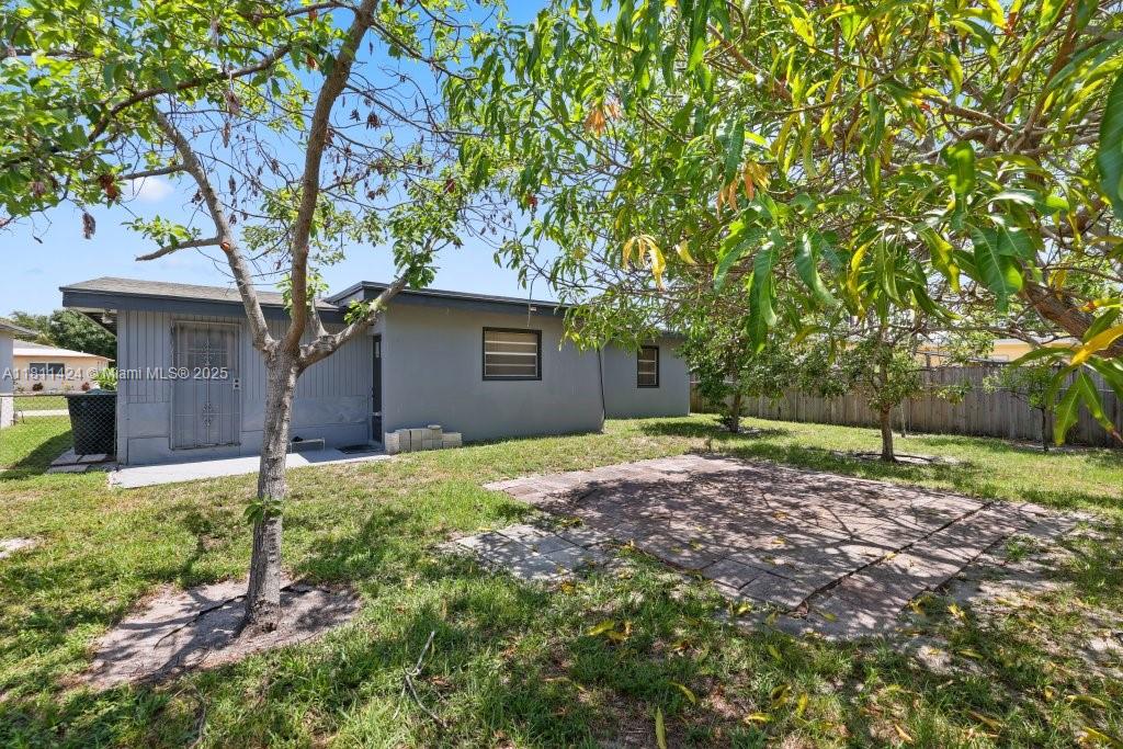OAK GROVE - Residential