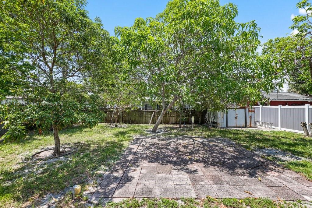 OAK GROVE - Residential