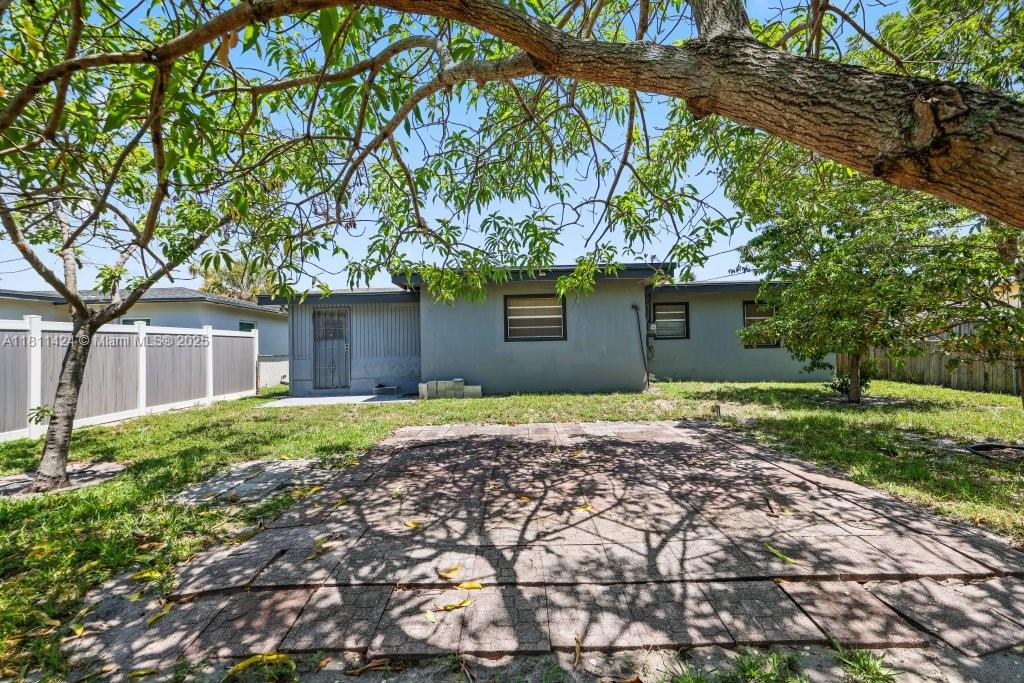 OAK GROVE - Residential