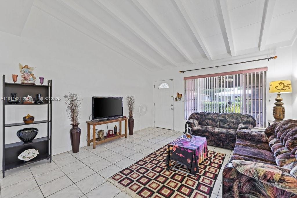 OAK GROVE - Residential