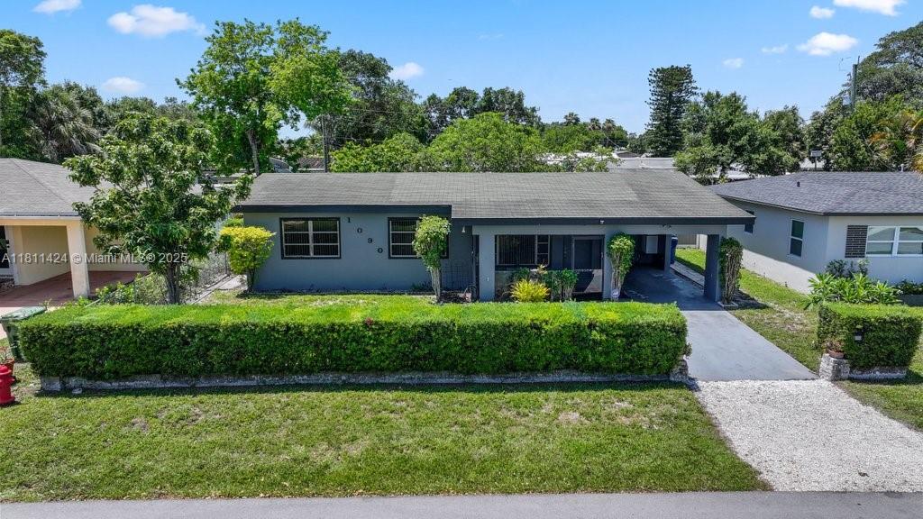 Property for Sale at 1090 Sw 31st St, Fort Lauderdale, Broward County, Florida - Bedrooms: 3 
Bathrooms: 2  - $465,000