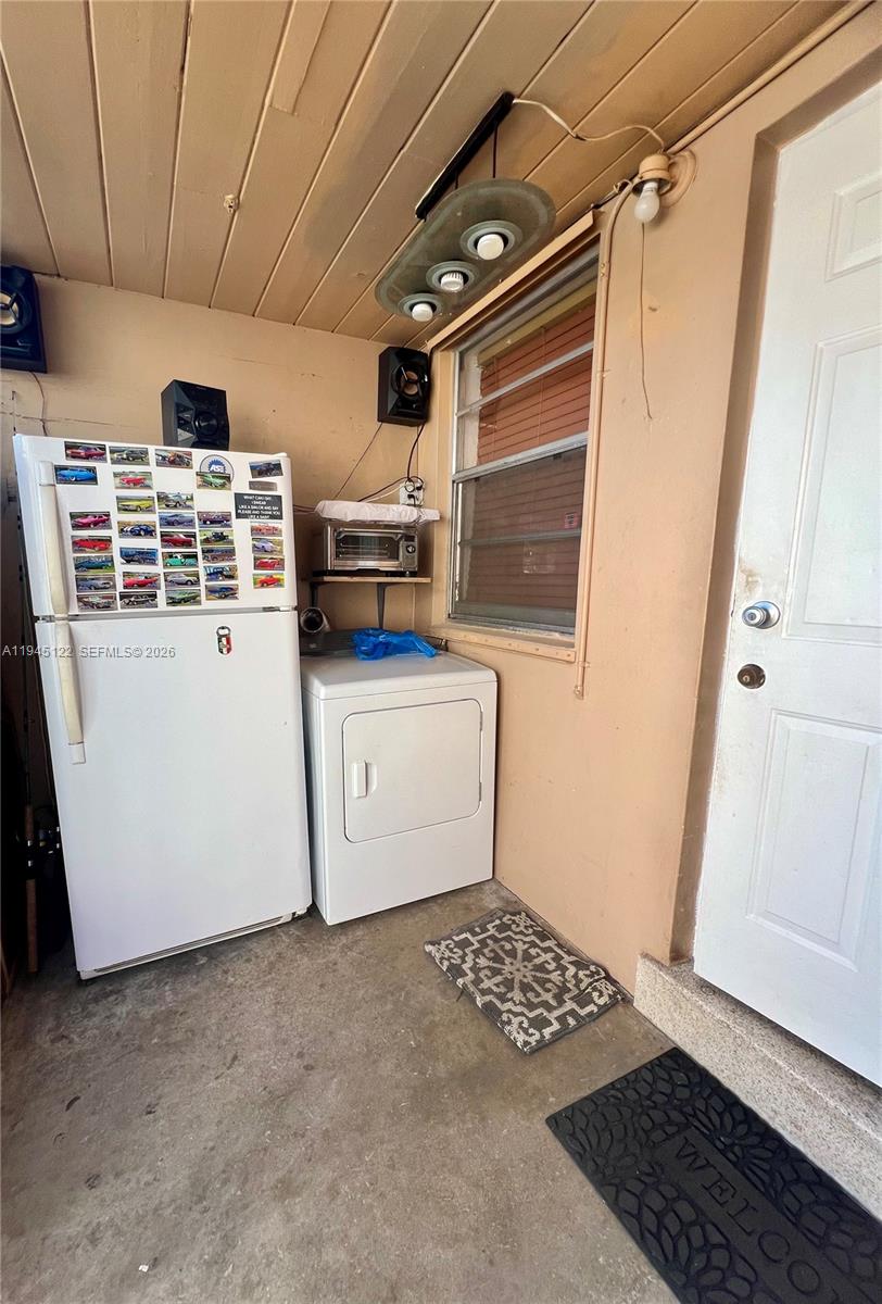 TROJAN PARK AMD PL - Residential Income