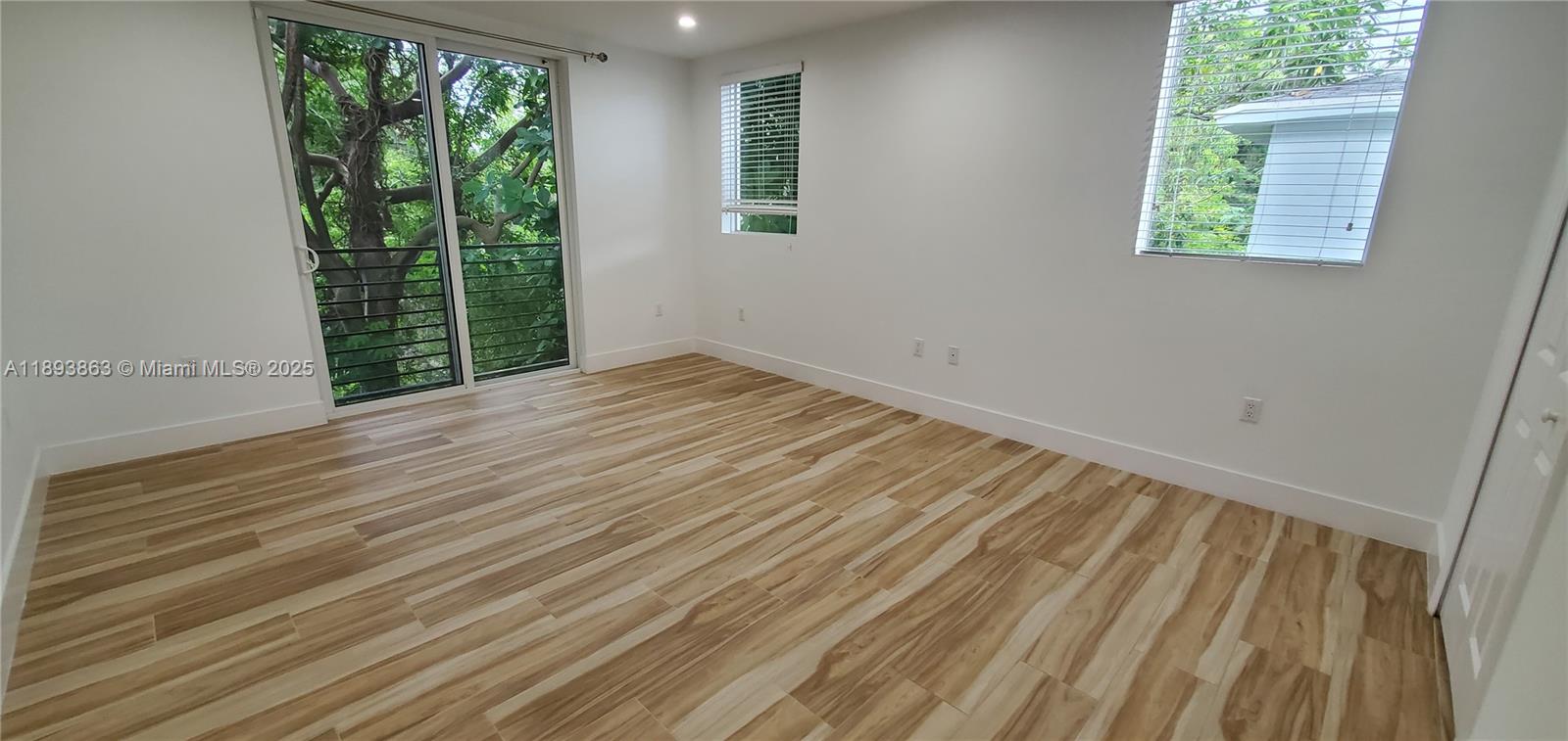 FROW HOMESTEAD - Residential Lease