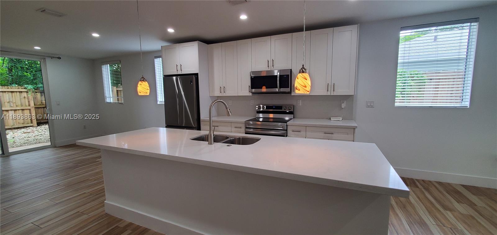 FROW HOMESTEAD - Residential Lease