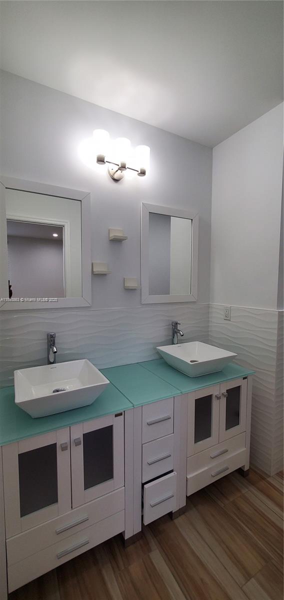FROW HOMESTEAD - Residential Lease